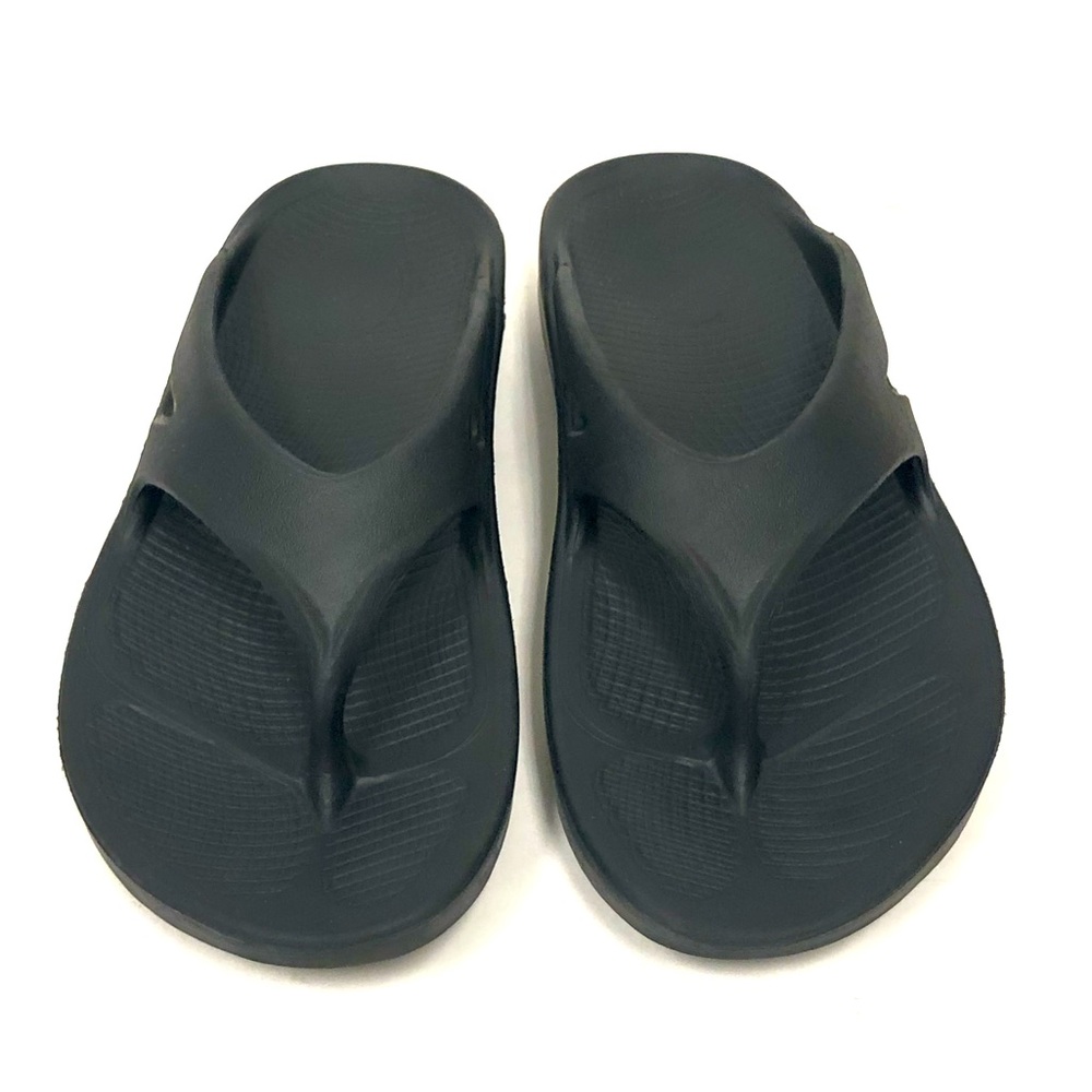 Oofos Flip Flops